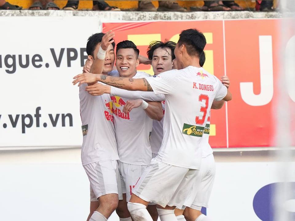10 điểm nhấn trận HAGL 1-0 Hà Nội: Công Phượng, Xuân Trường, Hữu Tuấn vô đối