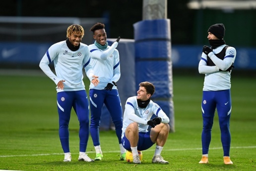 ‘Phù thủy’ tái xuất, bom tấn trở lại, Chelsea tự tin đánh bại Newcastle