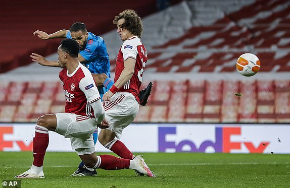 Dù sao thì Arsenal cũng đã vào tứ kết, trận thua Olympiakos là bài học cần thiết