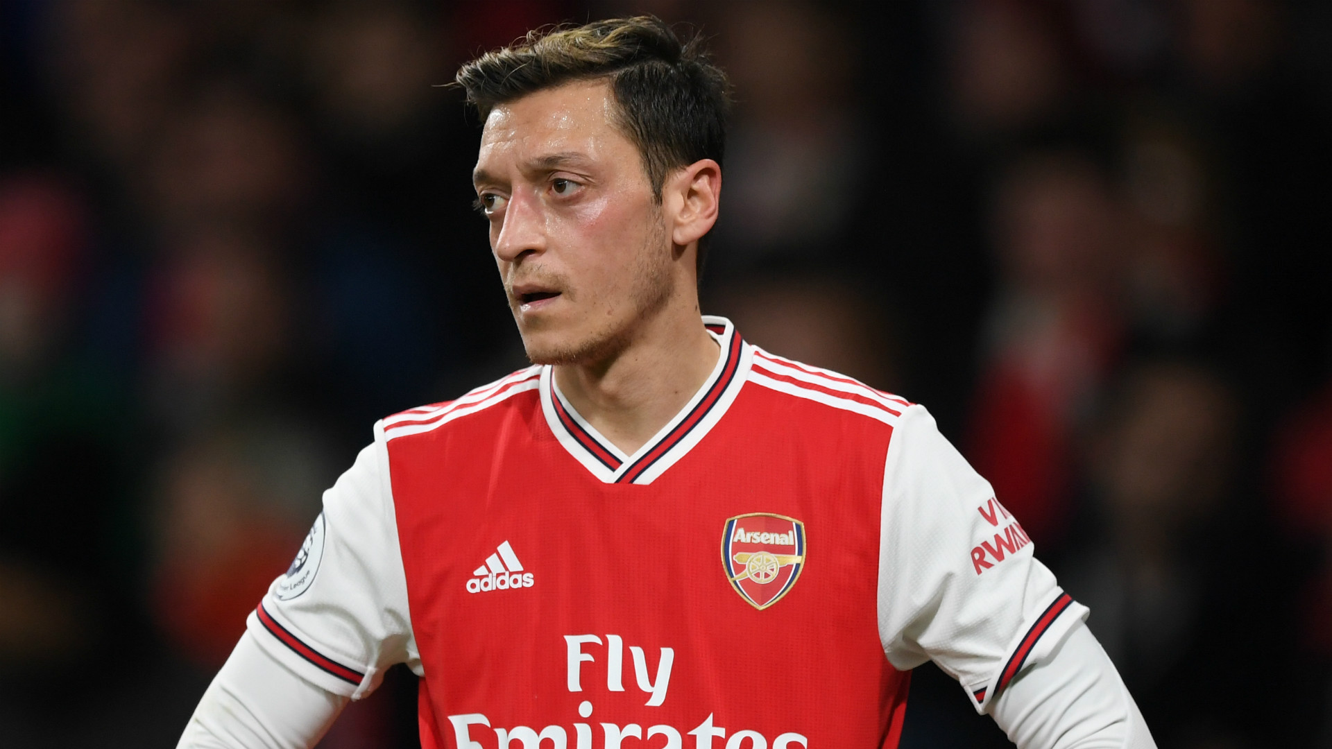 Arsenal trả nửa lương cho Ozil và đây là quyết định của Juventus