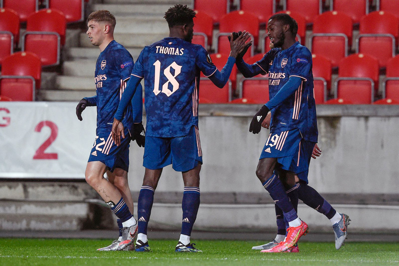 Dự Europa lần thứ 4, Arsenal thắng trắng Slavia 4 bàn, lọt vào vòng 4 đội mạnh nhất trong tháng 4